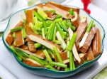 F:\2023玉振路资料\食谱图集\蒜苗炒香干.jpg蒜苗炒香干