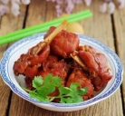 E:\2023玉振路资料\食谱图集\红烧兔腿.jpg红烧兔腿
