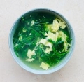 F:\2023玉振路资料\食谱图集\菊叶蛋汤2.jpg菊叶蛋汤2