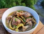 F:\2023玉振路资料\食谱图集\笋干老鸭煲.jpg笋干老鸭煲